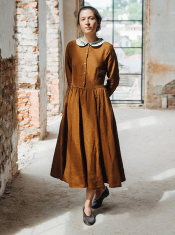 Linen Dresses With Embroidered Collar