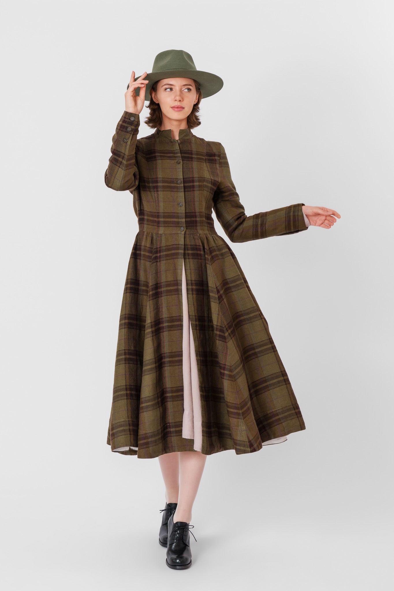 Victorian Coat, Long Sleeve, Twill Linen, Oak Tartan#color_oak-tartan