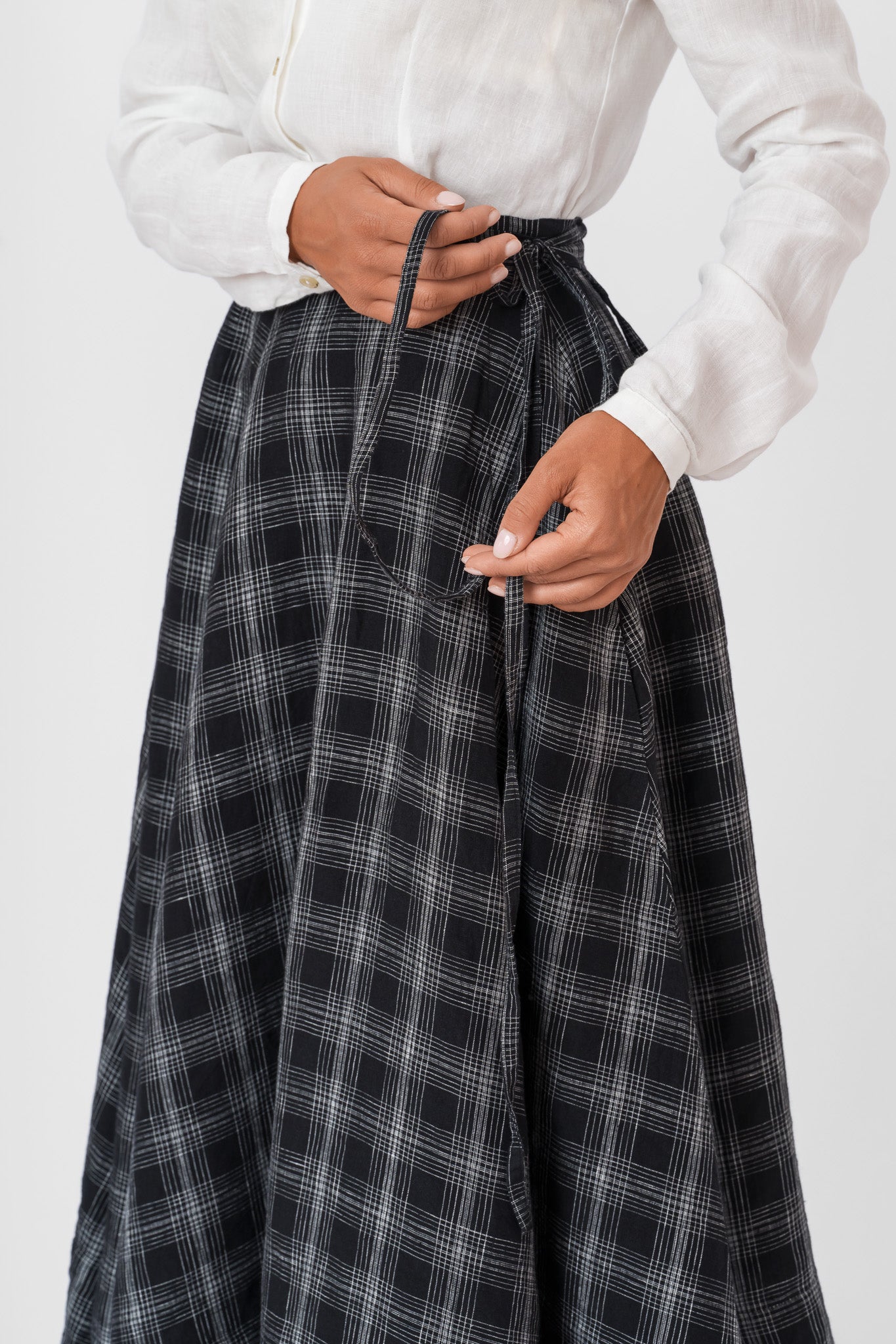 Wrap Skirt, Black Tartan#color_black-tartan