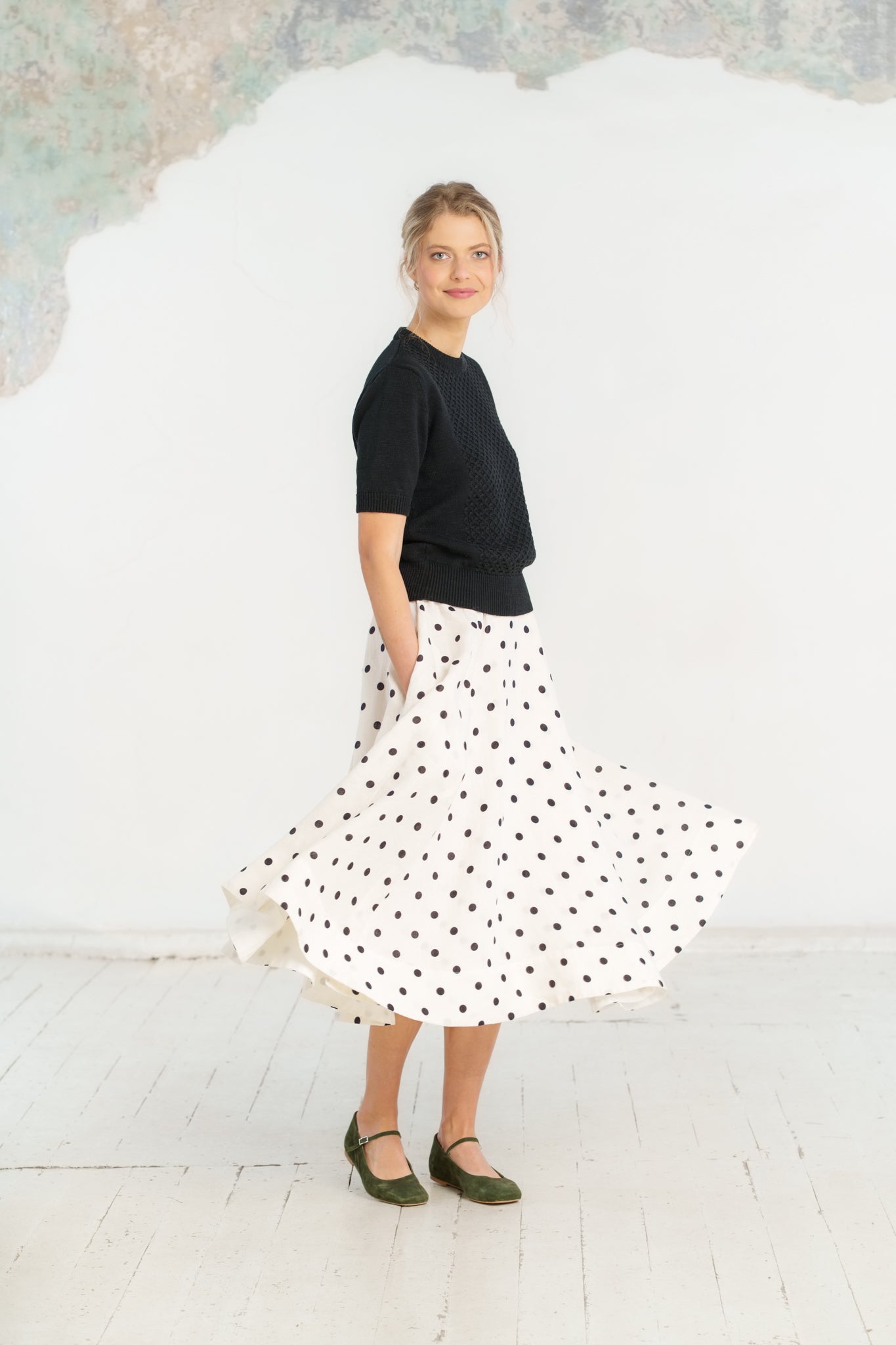 Elaine Top, Short Sleeve, Black Pansy#color_black-pansy