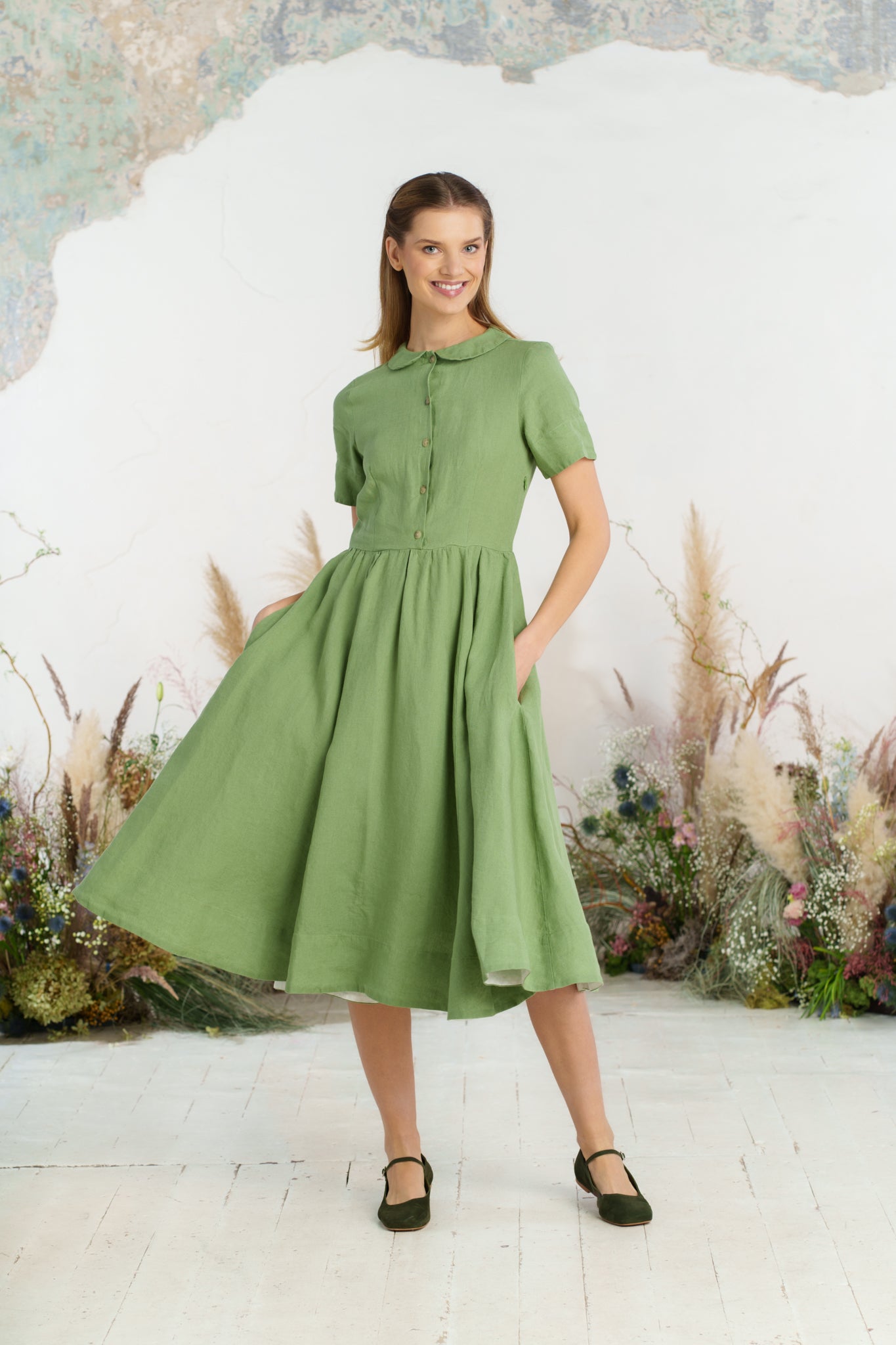 Classic Dress, Short Sleeve, Matcha Latte
#color_matcha-latte