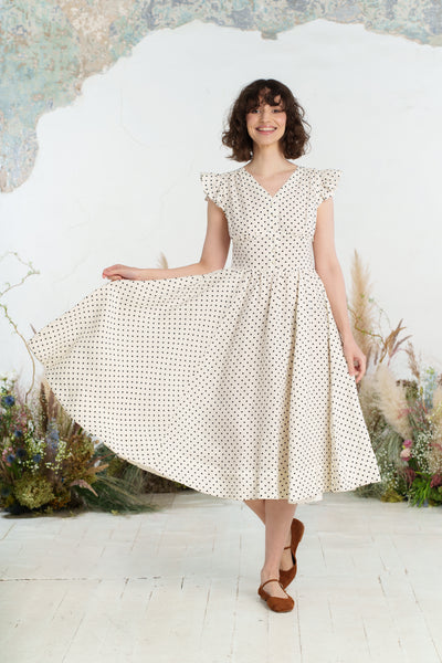 Diane Dress, Ruffle Sleeve, Tiny Dots
#color_tiny-dots