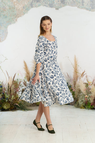 Carmen Dress, 3/4 Sleeve, Ink Rose
#color_ink-rose