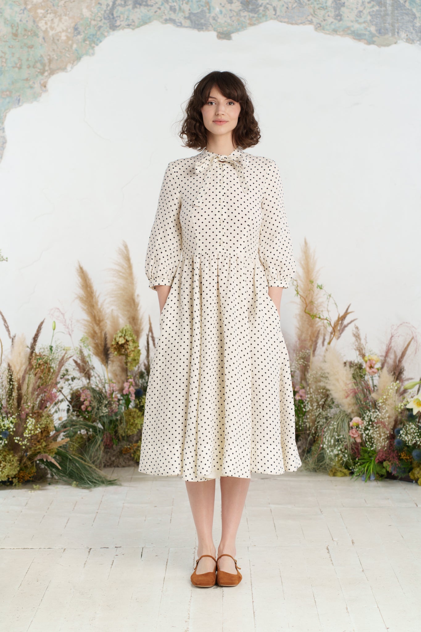 Jasmine Dress, 3/4 Sleeve, Tiny Dots
#color_tiny-dots