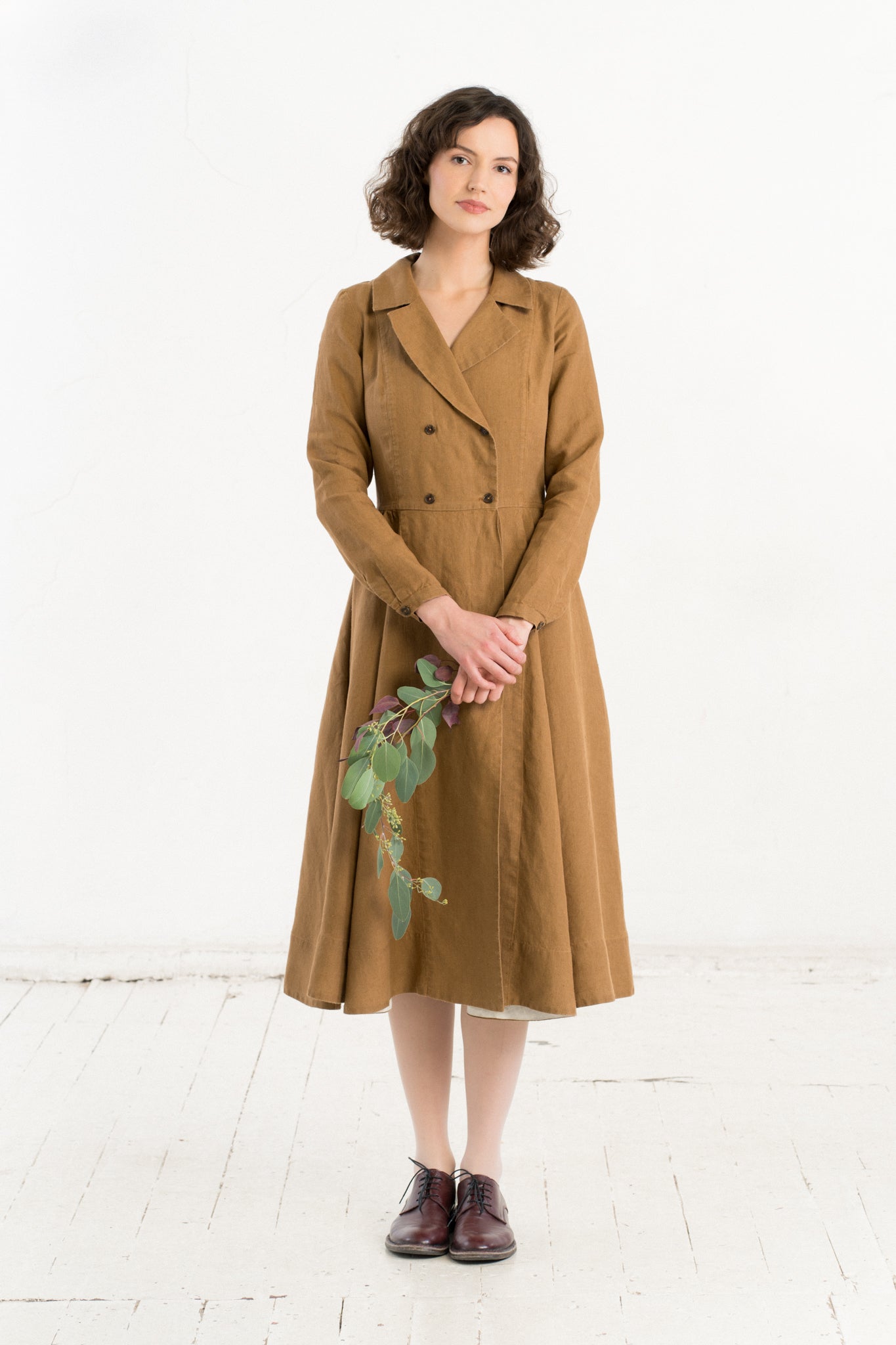 Enola Dress, Long Sleeve, Hemp, Camel Brown
#color_camel-brown