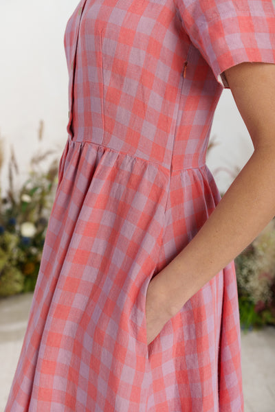 Classic Dress, Short Sleeve, Pink Gingham
#color_pink-gingham