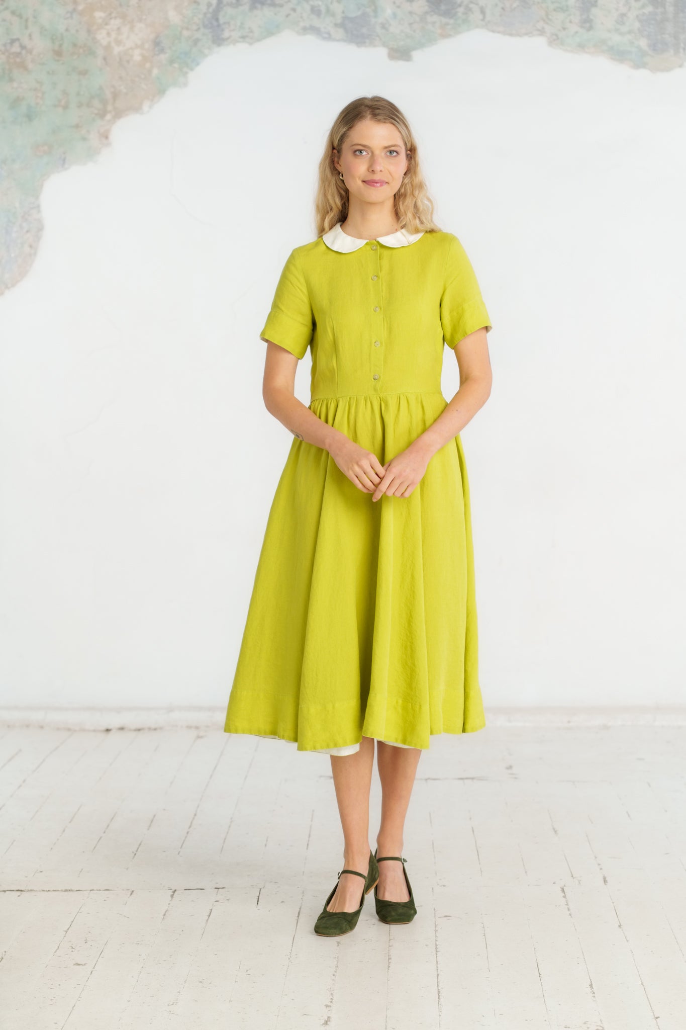 Classic Dress, Short Sleeve, Lime Green White Collar
#color_lime-green-white-collar