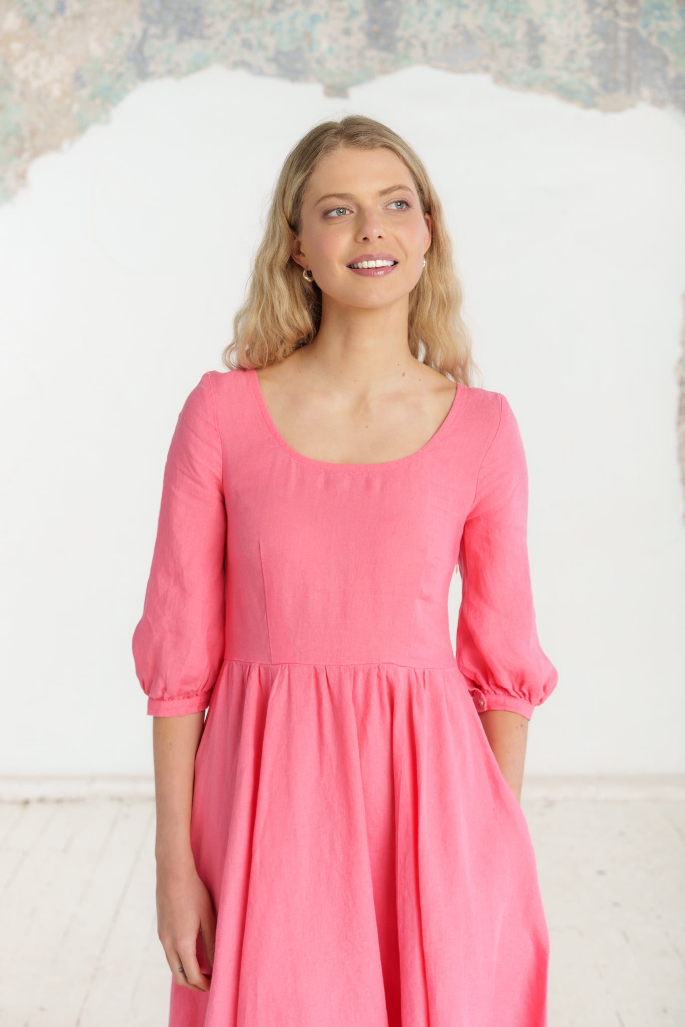 Carmen Dress, 3/4 Sleeve, Peony Pop
#color_peony-pop
