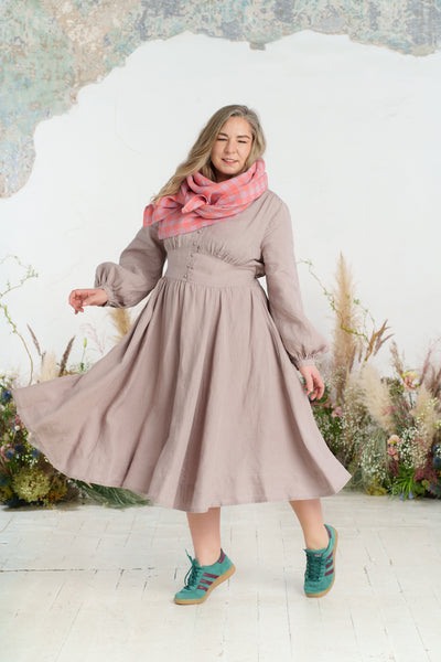 Palisandra Scarf, Pink Gingham
#color_pink-gingham