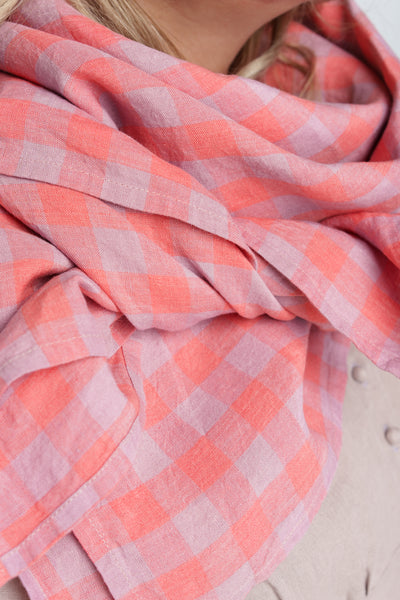Palisandra Scarf, Pink Gingham
#color_pink-gingham