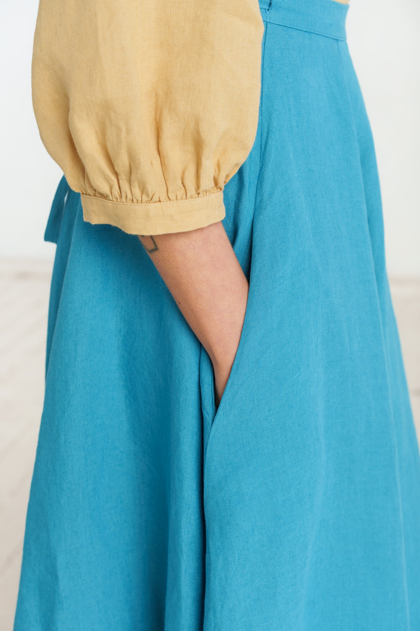 Wrap Skirt, Hawaiian Ocean
#color_hawaiian-ocean