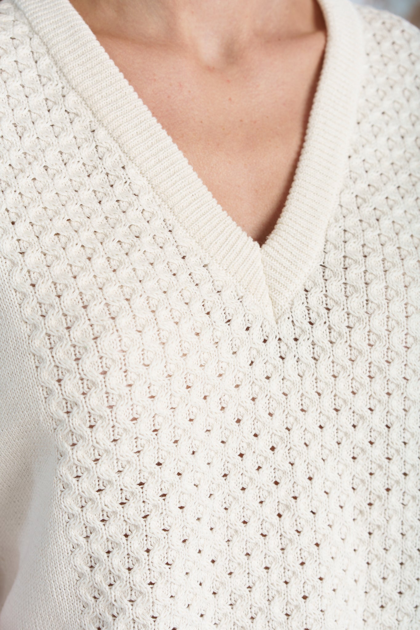 Elaine Vest, Sleeveless, White Magnolia #color_white-magnolia