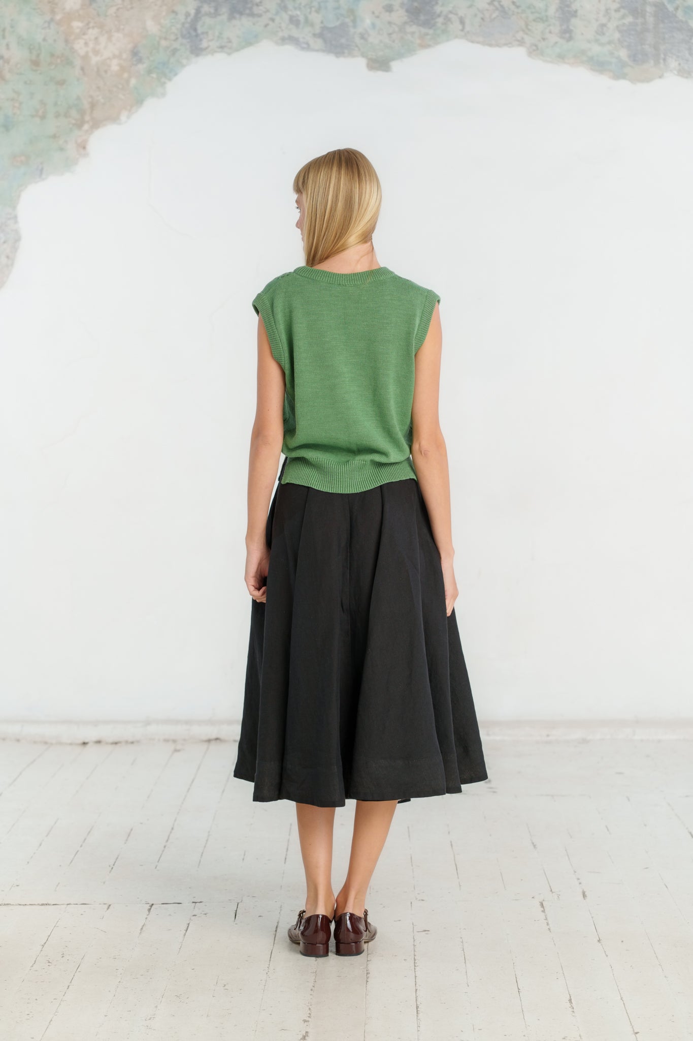 Elaine Vest, Sleeveless, Matcha Latte #color_matcha-latte