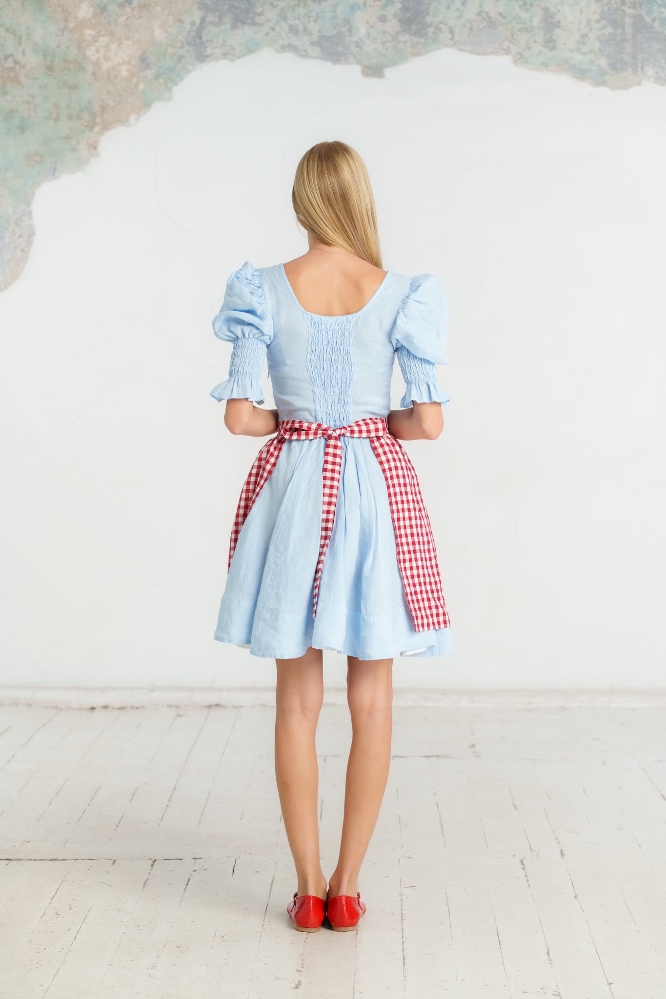 Meadow Apron, Red Gingham#color_red-gingham