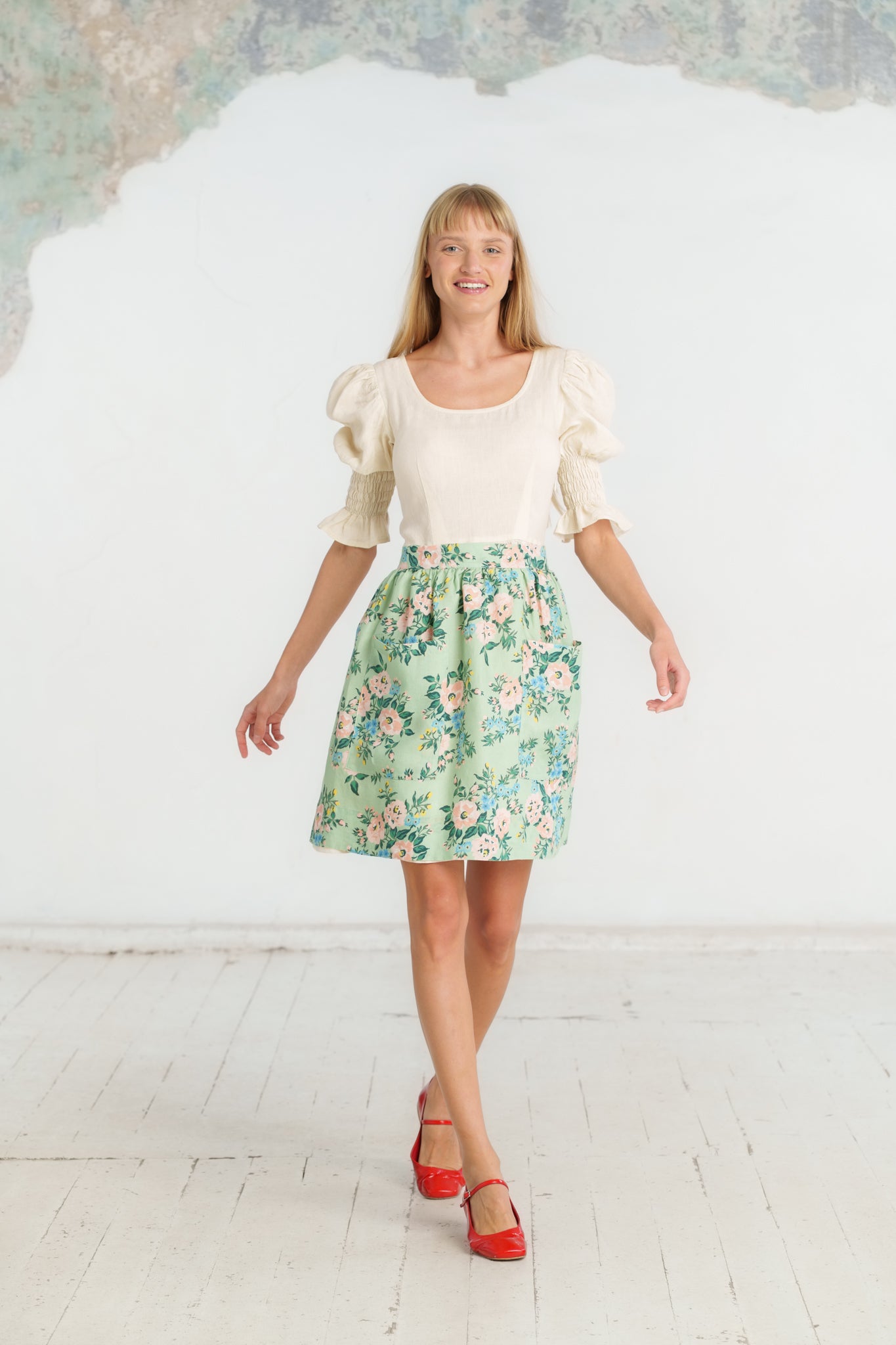 Meadow Apron, Wild Bloom #color_wild-bloom