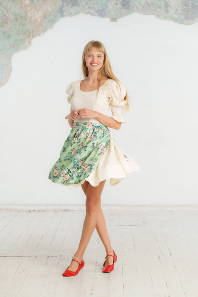Meadow Apron, Wild Bloom #color_wild-bloom