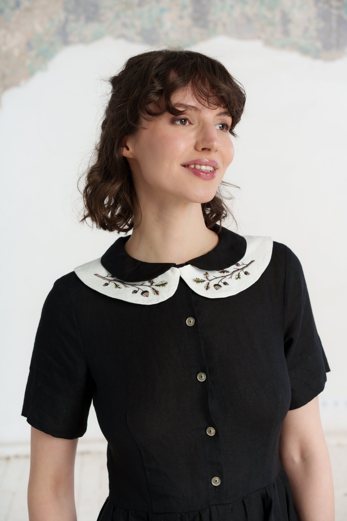 Peter Pan Collar, Embroidery#color_hazelnut