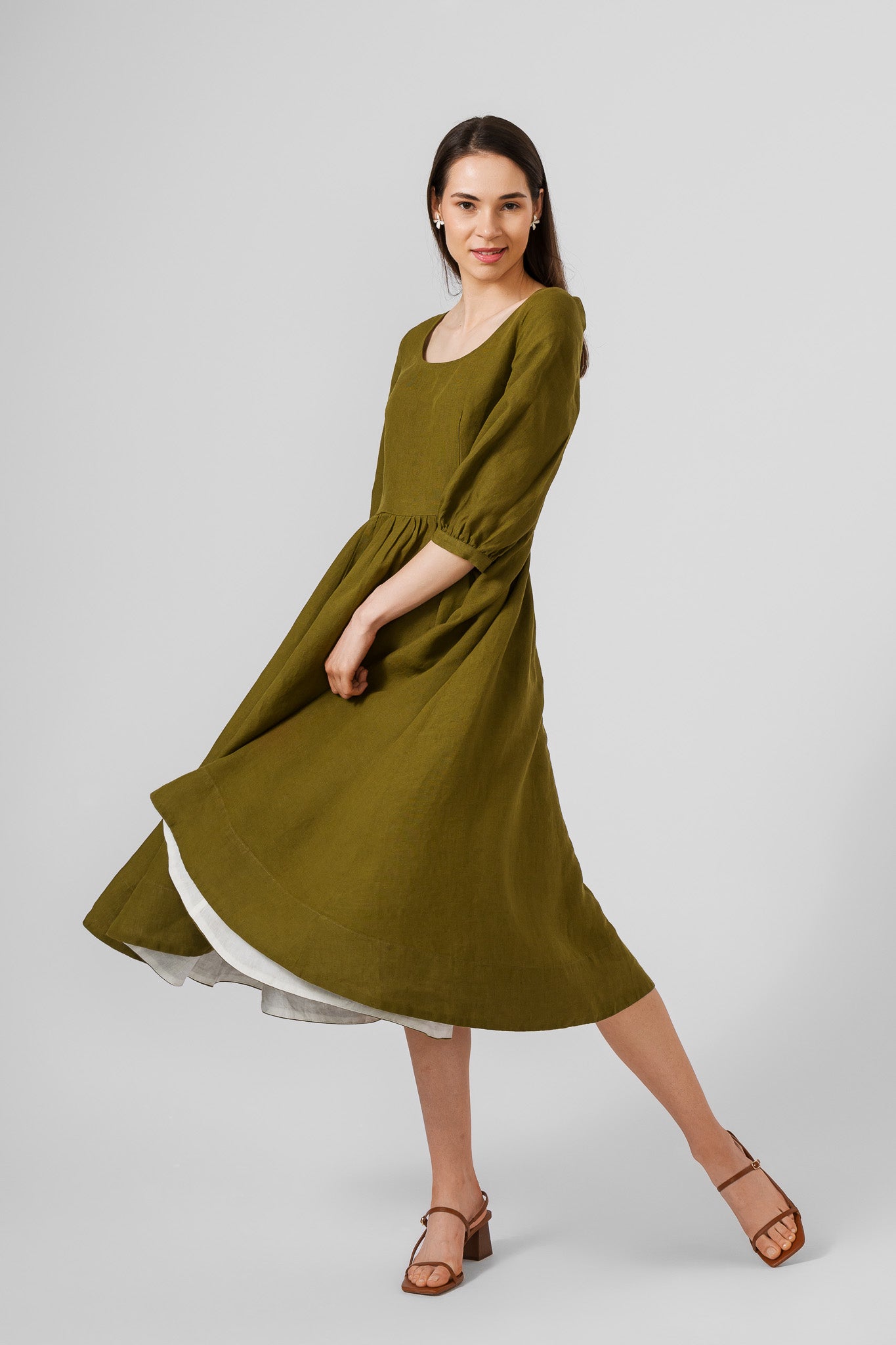 Carmen dress, 3/4 sleeves,#color_rosemary-green