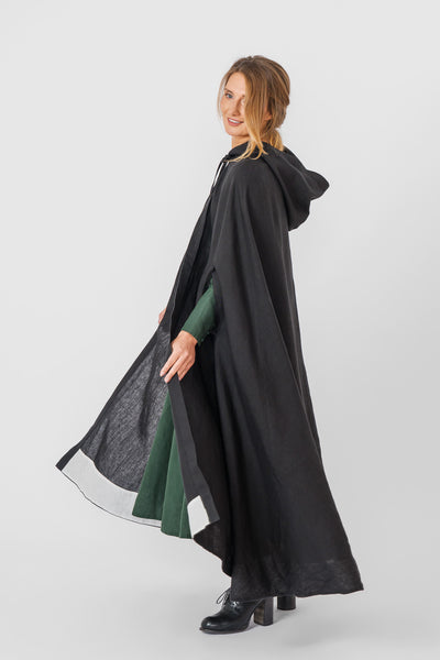 Willow Cape, Black Pansy