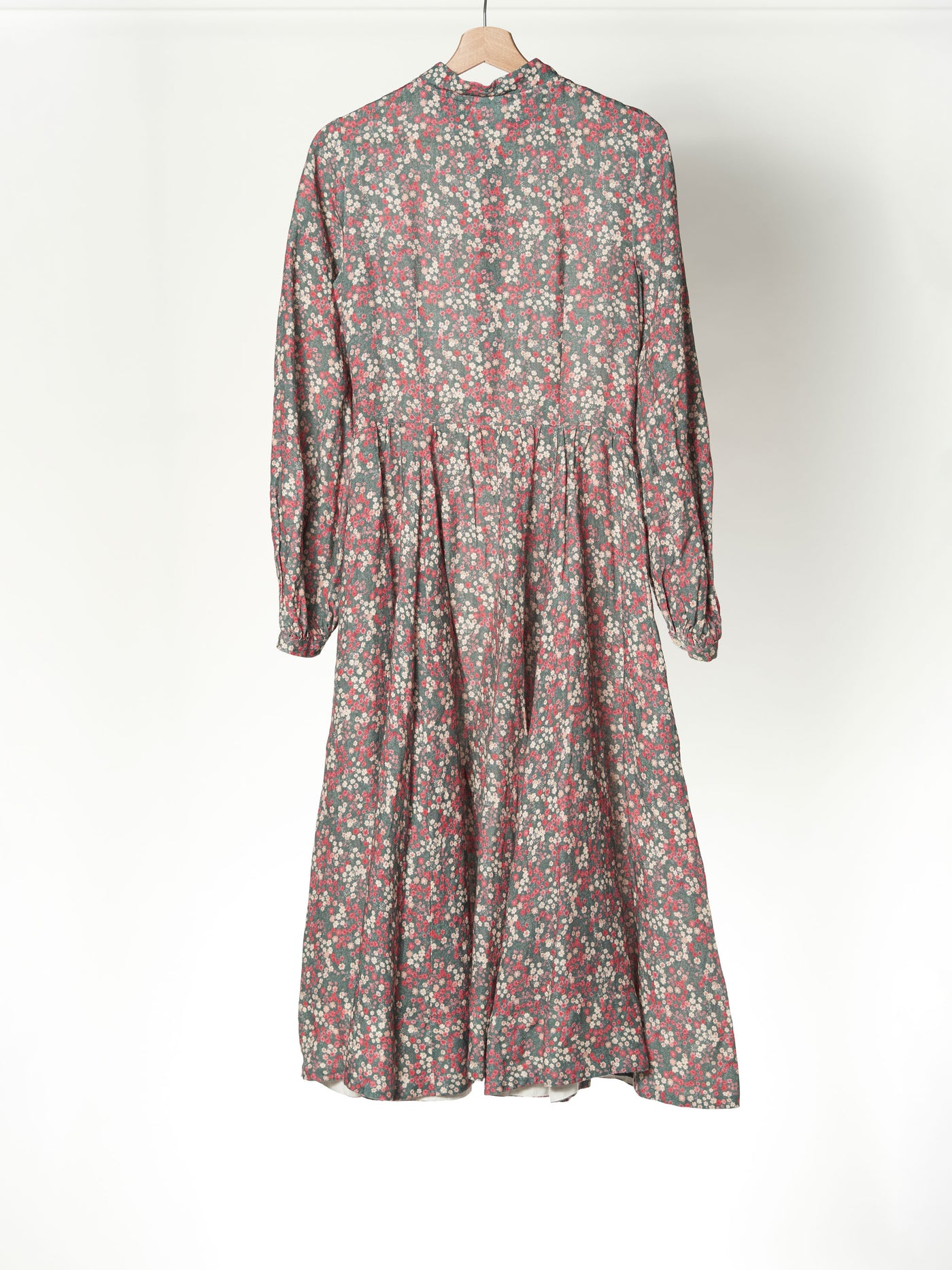 Sophie-Kleid mit Ditsy Floral, ohne Kragen, lange Ärmel