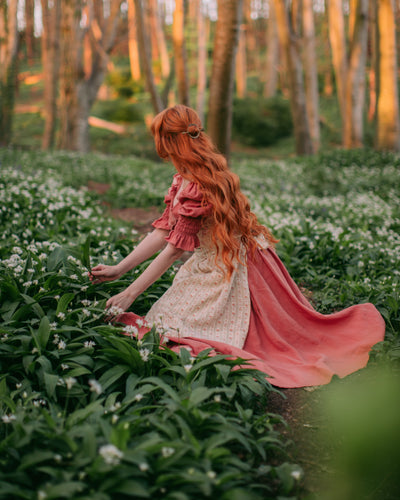 Meadow Apron, Stripe & Bloom #color_stripe-bloom